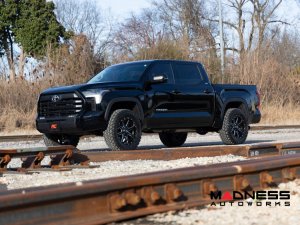 Toyota Tundra 4WD Leveling Suspension Kit - 2" Lift Struts Toyota Tundra 4WD Leveling Suspension Kit - 2" Lift Struts